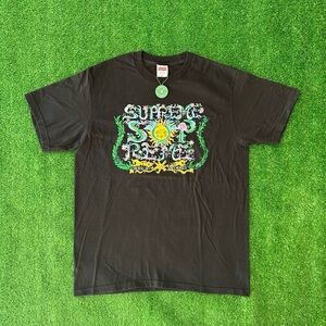 Supreme “Crest” Black Tee Shirt